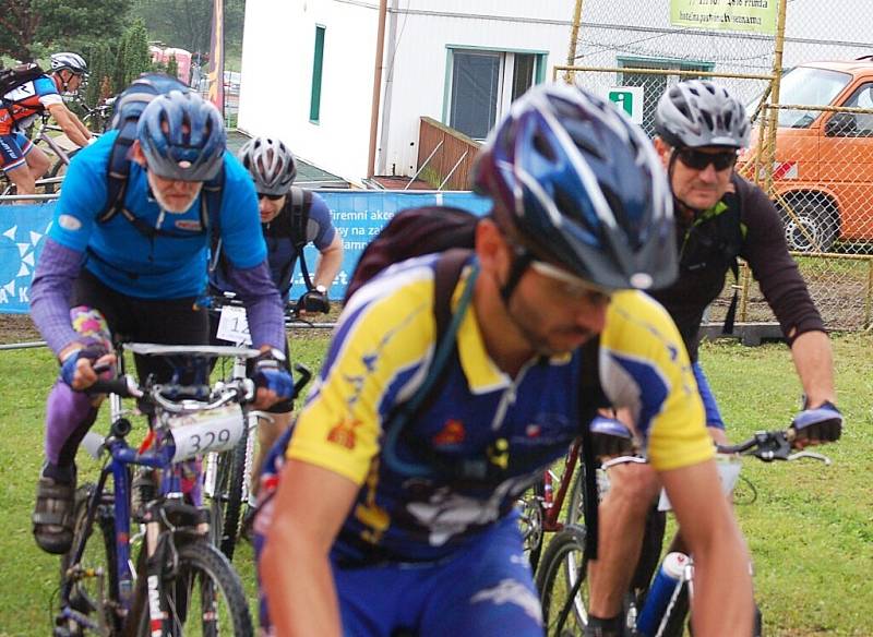 Novou Ves u Přimdy obléhali cyklisté