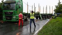 Tragická nehoda kamionu a dodávky v Tisové na Tachovsku.