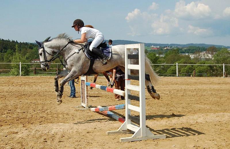 Dvaatřicátý ročník tradičních jezdeckých závodů se odehrál v areálu Centra sportovních koní v Oldřichově. 