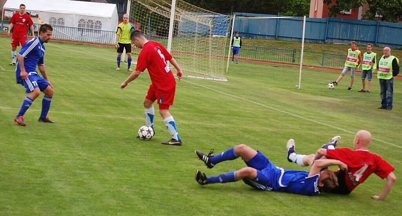 Fotbal-divize: Aktuálně třetí tým tabulky, FK Tachov, deklasoval doma Zličín 6:0