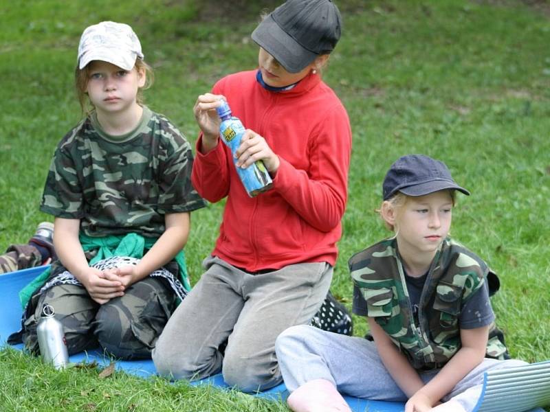 Léto si děti v táboře na Ranči opravdu užívají. 