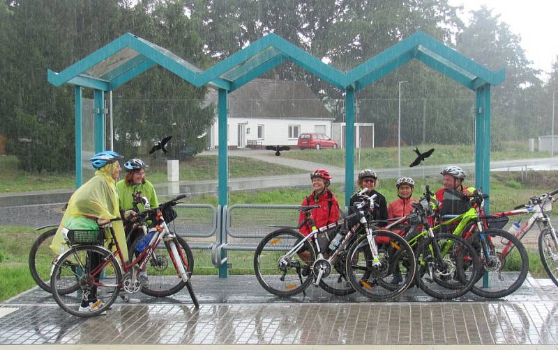 Cyklistického podniku se účastnili i kolaři z Tachovska.