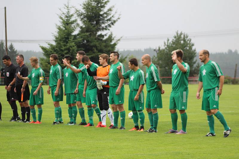 Novou sezonu krajského přeboru zahájil Rozvadov domácím utkáním proti Sokolu Lhota, které skončilo 1:1 a na penalty vyhrála Lhota.