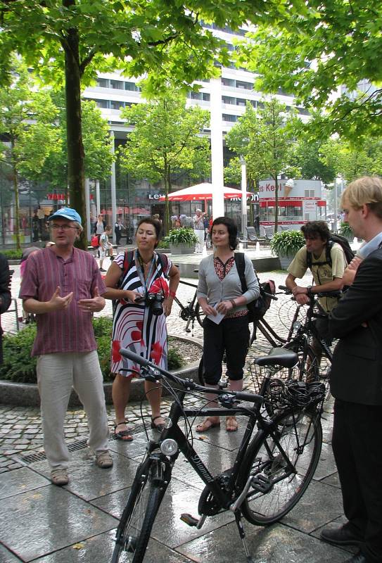 Z jednodenní exkurze po cyklistických opatřeních v Drážďanech.