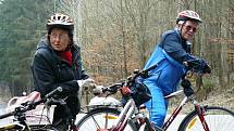 První jarní kilometry mají za sebou cyklisti z tachovského cykloklubu Nežeňme se.