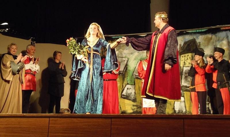 Stříbrský divadelní spolek Divoch oslavil dvacáté narozeniny.