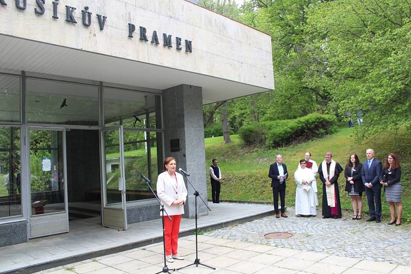 Žehnání pramenům v Konstantinových Lázních v roce 2019.