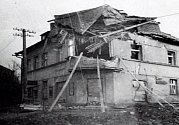 Při náletu na Tachov bylo 14. února 1945 zničeno 36 domů, 40 jich bylo poškozeno, zahynulo 56 lidí. Foto: Archiv Františka Soukupa