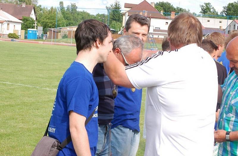  Fotbal-II. třída: V závěrečném kole padlo 39 branek, rozhodčí napomínali jen sedm hráčů.