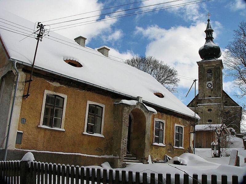 Bývalá fara získává zcela novou podobu