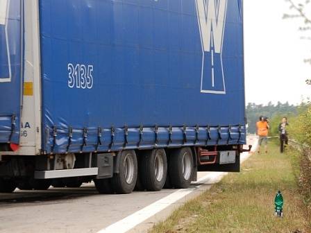 Neštěstí na dálnici D5. 128 kilometr směr na Prahu.