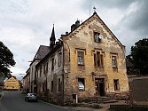 Budova bývalého kláštěra v Boru.