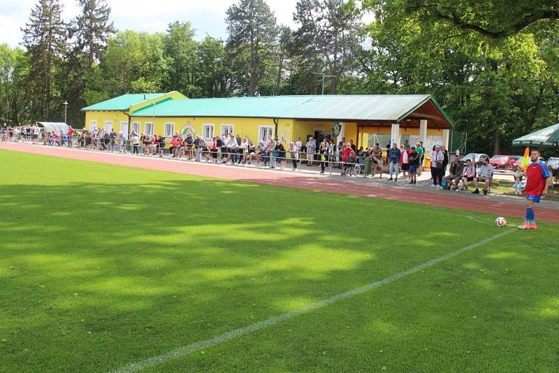 Chodová Planá - Planá (červenomodří) 2:6 (1:1), 22. kolo I. B třída sk. A, 21. května 2022.