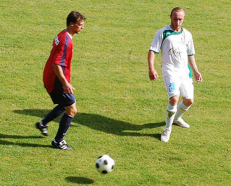 Fotbal–1.A třída: V souboji nováčků soutěže Dlouhý Újezd deklasoval Přimdu 3:6. 