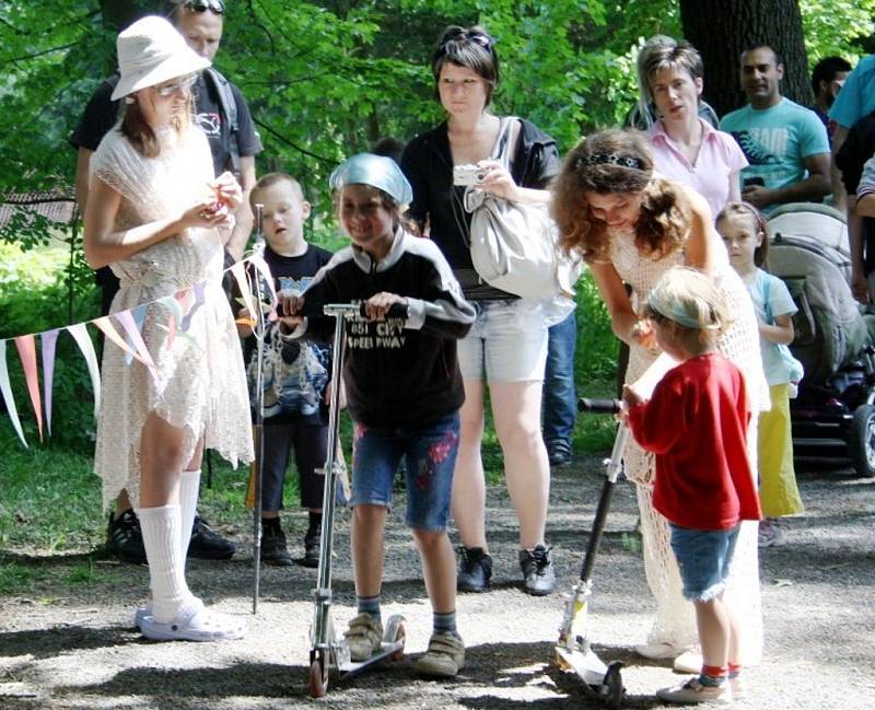 Mraveniště Tachov připravilo na sobotní odpoledne pohádkovou cestu na jejímž konci čekal účastníky poklad uschovaný v jízdárně.