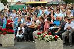 Tradiční Dožínky Plzeňského kraje se v letošním roce konaly v Tachově. Dožínkový průvod prošel městem až na zaplněné náměstí.