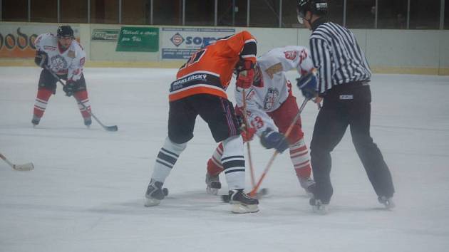 Mužstvo HC Tachov prohrálo s týmem HC Pubec Plzeň 3:6