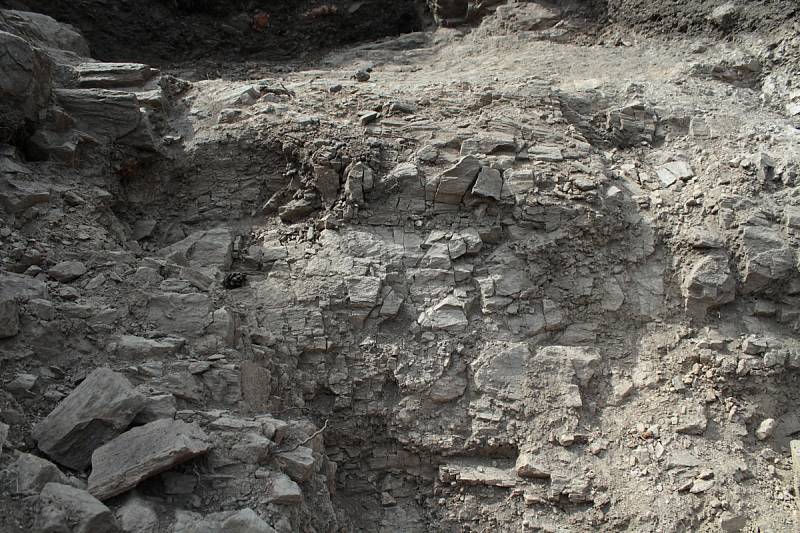 Archeologové hledají na Hrotku stopy bitvy u Třebele