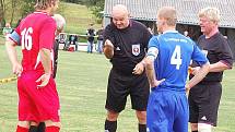 Fotbalová 1. B třída: Chodský Újezd - Chodová Planá 5:3.