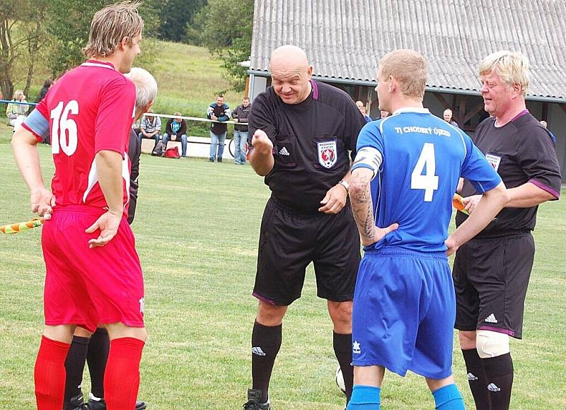 Fotbalová 1. B třída: Chodský Újezd - Chodová Planá 5:3.