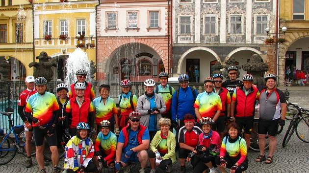 Tachovský cyklistický klub Nežeňme se vyrazil do Kadaně a okolí.
