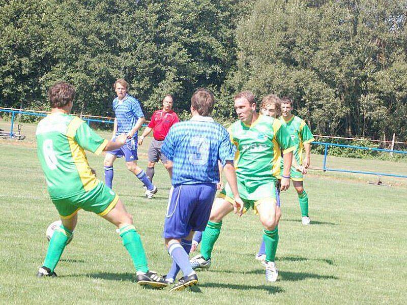 Bor zvítězil v sobotu s ZD Meclov 5:3 po poločasu 3:0.