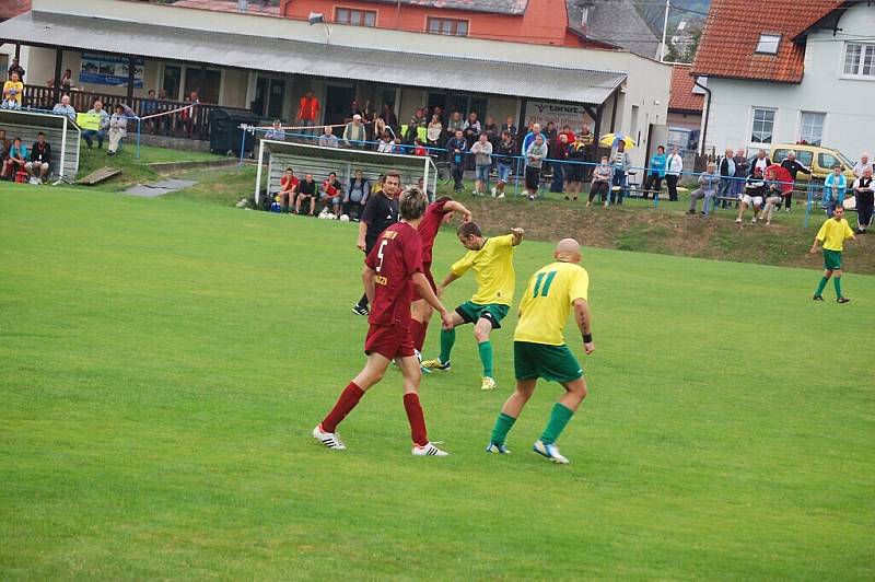 Sp. Dl. Újezd – Sj. Ch. Planá 2:1.