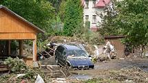 Záchranná stanice ve Studánce se vrátila z míst poničených povodní.