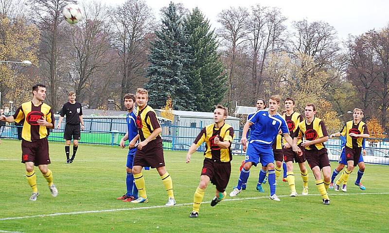 Fotbalová divize: Poslední zápas podzimu mezi FK Tachov a ZVVZ Milevsko skončil 1:0.