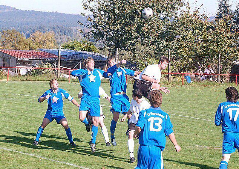 Fincentrum krajský přebor: TJ Rozvadaov – Sj. Stod 0:2