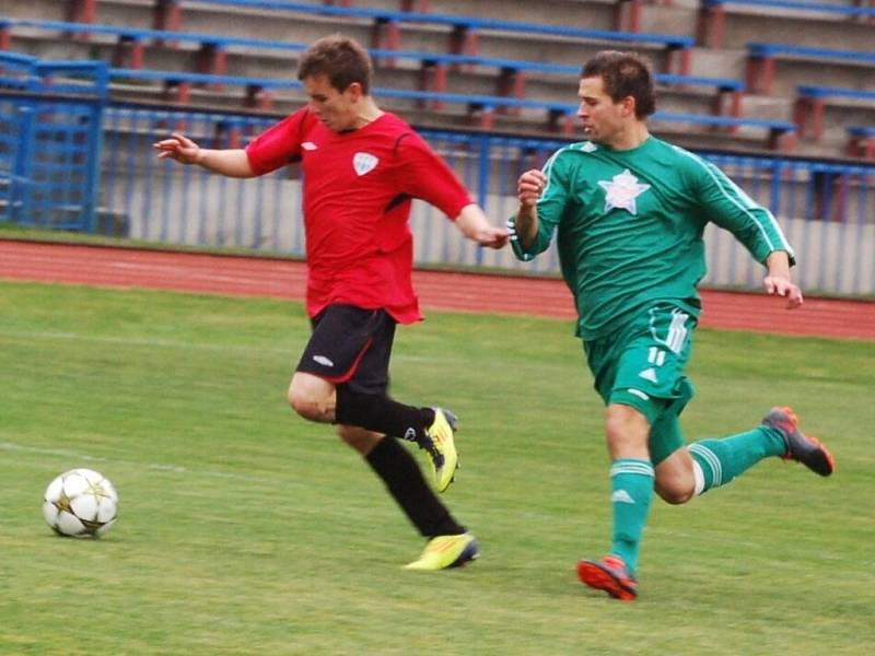 Fotbalisté FK Tachov zakončili podzimní část divize výhrou s FC MAS Táborsko B 6:2.