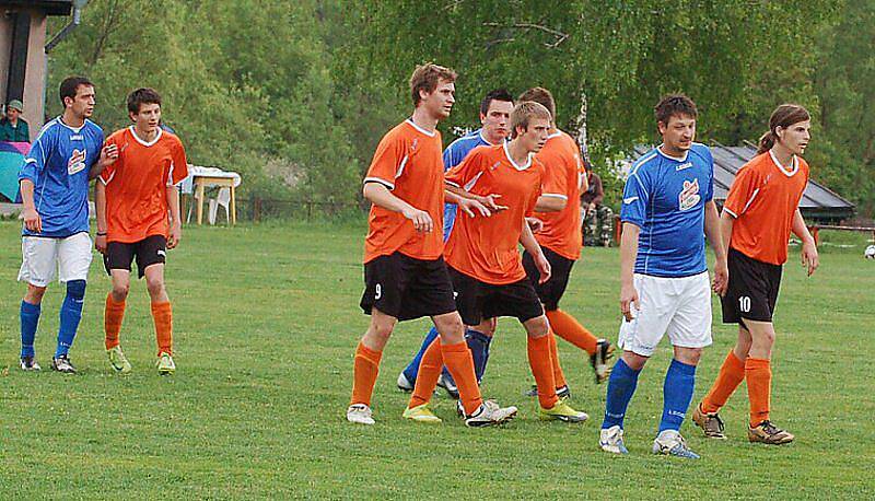 Fotbal: Stráž – Halže 4:1