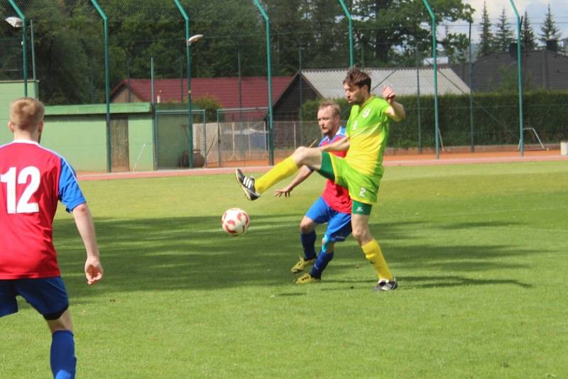 Chodová Planá - Planá (červenomodří) 2:6 (1:1), 22. kolo I. B třída sk. A, 21. května 2022.