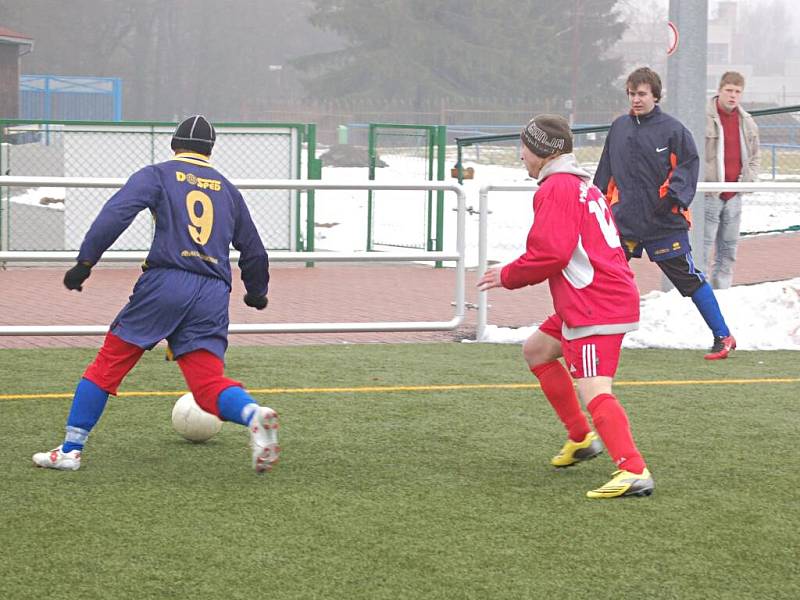 Fotbal skupina A: Spartak Klenčí – Sparta Dlouhý Újezd 0:0.