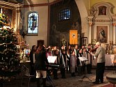 Lidé si přišli do kostela zazpívat i poslechnout dětský sbor