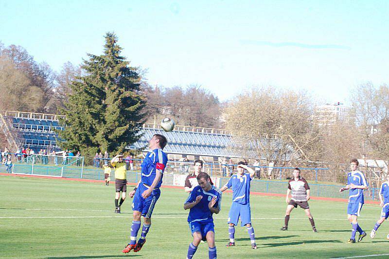 Fotbal–divize: FK Tachov–J. Třeboň 3:3