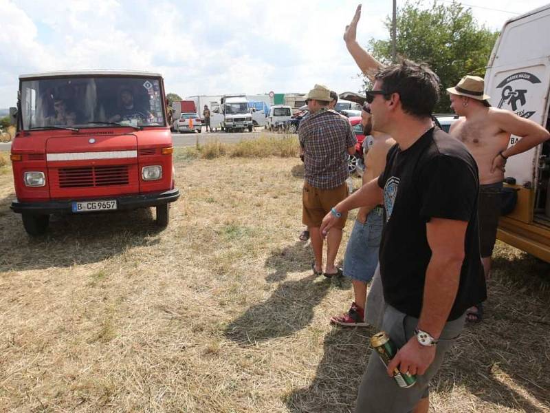 Technoparty u Chuderova na Ústecku nebude, účastníci balí kufry.