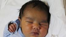 Josef Horváth se narodil v ústecké porodnici 19. 12. 2014 (10.00) mamince Angele Horváthové. Měřil 51 cm, vážil 4,03 kg.