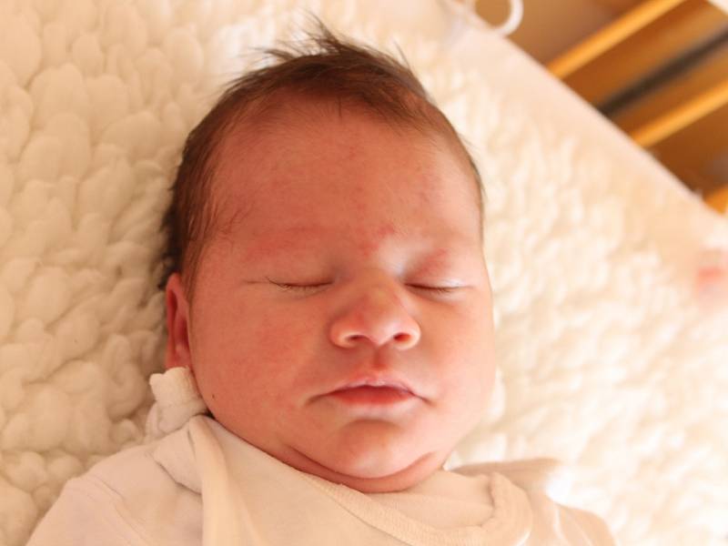 Zuzana Gieszmanová se narodila v ústecké porodnici 2.9.2015 (5.00) mamince Erice Matyášové. Měřila 48 cm, vážila 2,95 kg.