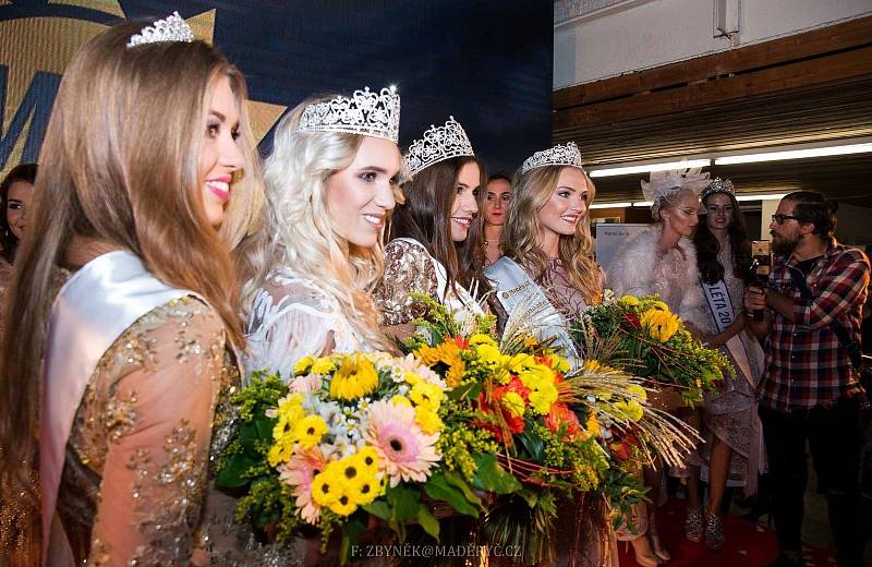 Angelika Kostyshynová z Ústí nad Labem se pyšní titulem Miss Léta 2017