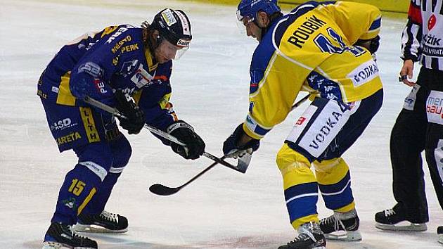 Další výhru si připsali na konto hokejisté Ústí na ledě v Šumperku.