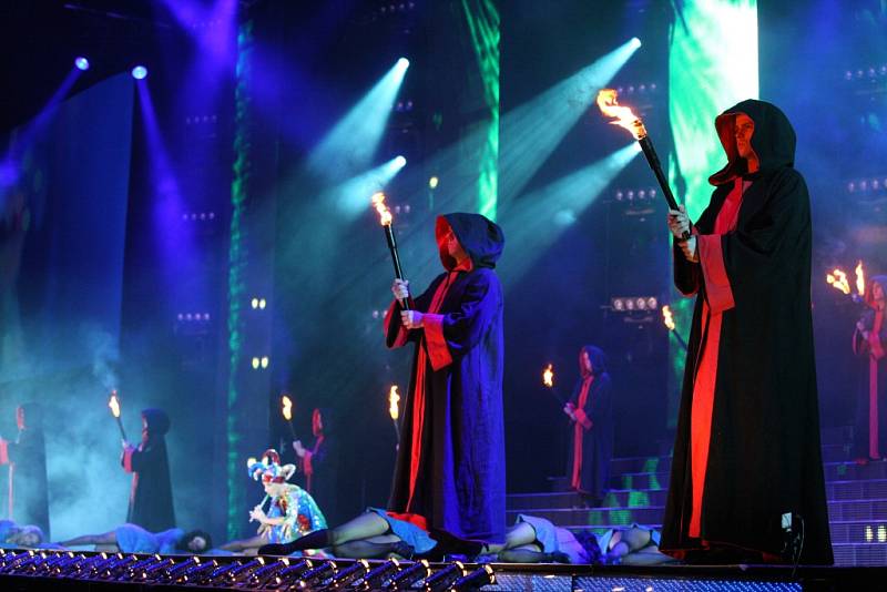 Ikona irského tance je severu Čech už na dosah. Se zcela novou show legendárních Lord of The Dance se v rámci turné zastaví ve středu 31. října na Zimním stadionu v Ústí.