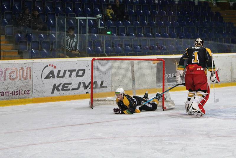 Lední hokej HC Slovan x. SK Kadaň - foto