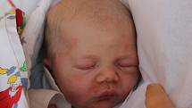 Jakub Mitterwald se narodil v ústecké porodnici 4.5.2016 (20.50) Martě Mitterwald. Měřil 50 cm, vážil 3,26 kg. 