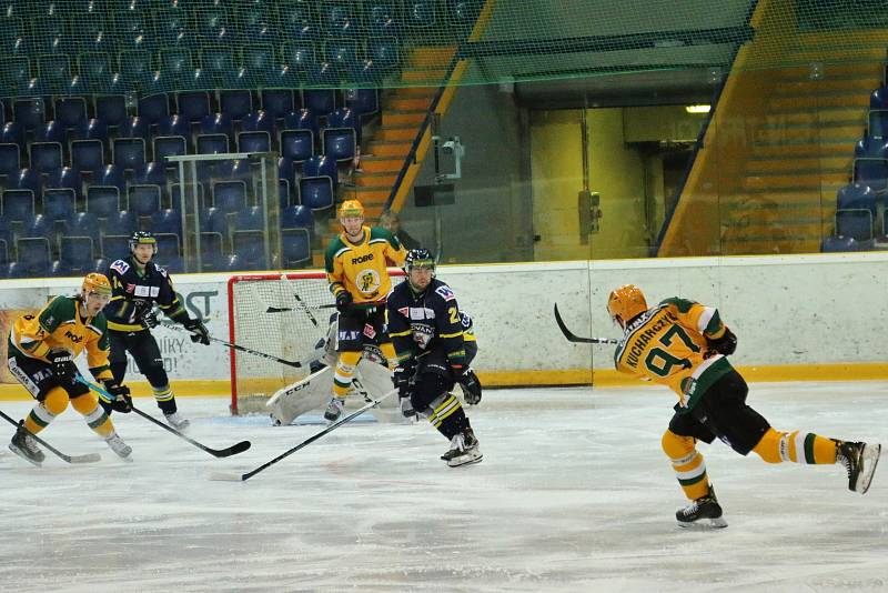 HC Slovan Ústí vs. VHK Robe Vsetín.