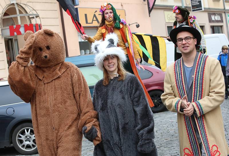 Centrem Ústí nad Labem prošel v sobotu již tradiční masopustní průvod, který pořádá město.