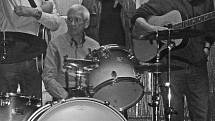 Některé snímky kapely liverpoolské kapely The Quarrymen jsou až z 50. let minulého století.