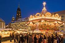 Vánoční drážďanský trh Striezelmarkt se poprvé konal již v roce 1434.