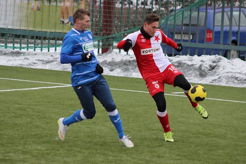 Ústečtí fotbalisté (modří) vyhráli v Praze nad Slavií 2:0. 