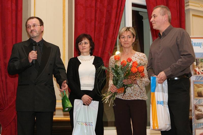 Nejlepší dobrovolníci roku získali Křesadlo 2012 v krásném prostředí nově zrekonstruovaného Císařského sálu Muzea města Ústí.
